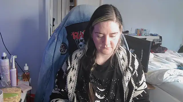 Snapshot of AureliaXOX chatting on September 18, 12:26 pm AureliaXOX online show from September 18, 12:26 pm