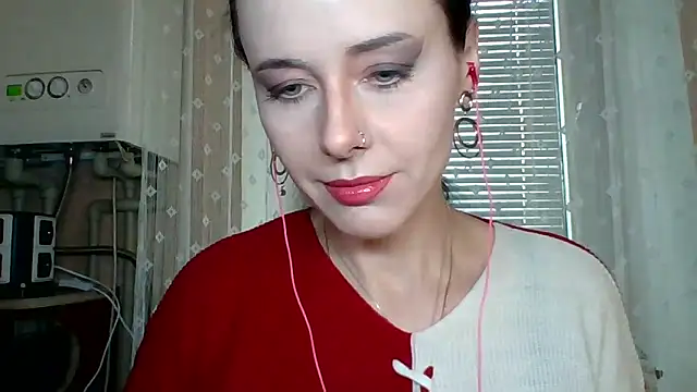 LuminousLady online show from October 2, 7:24 am