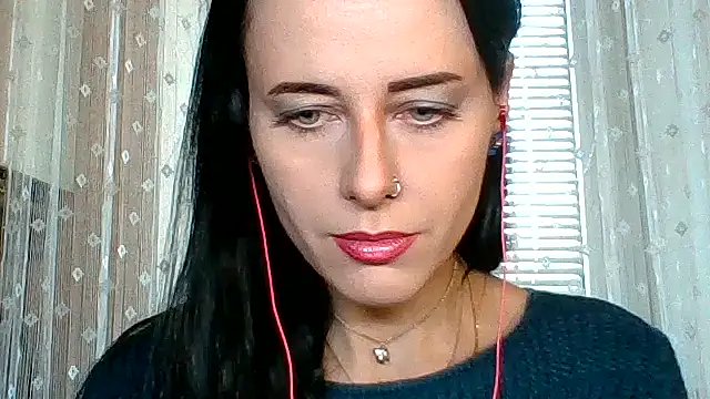 LuminousLady online show from October 21, 2:10 pm