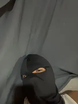 Snapshot of tunenarica22 chatting on October 26, 9:43 pm tunenarica22 online show from October 26, 9:43 pm