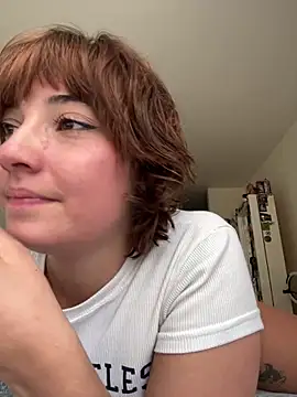 Maggie Geller online show from May 7, 7:17 pm
