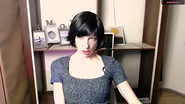  AngeliaFlow  online show from November 3, 7:45 am