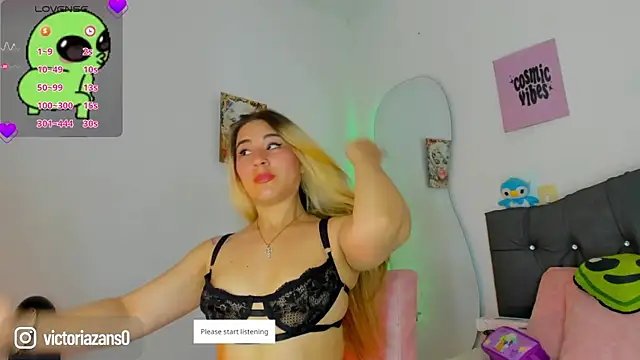 Vickyallien online show from March 30, 4:50 pm