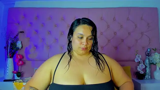 KourtneyEvans online show from November 21, 6:54 pm