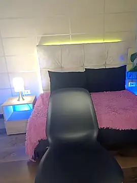  michonne  online show from November 28, 9:07 pm