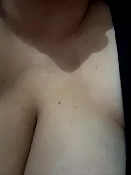 daianaspencer online show from October 3, 9:58 am