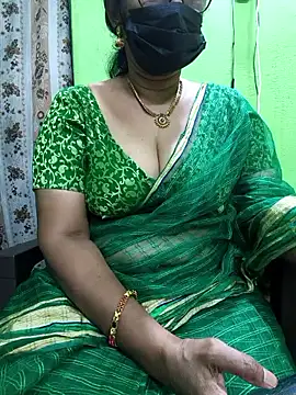 Snapshot of niiveditha chatting on September 21, 4:05 pm niiveditha online show from September 21, 4:05 pm