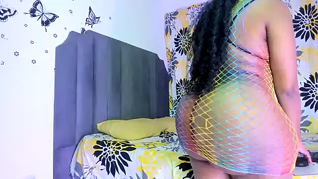 moree Queen online show from November 8, 7:41 pm