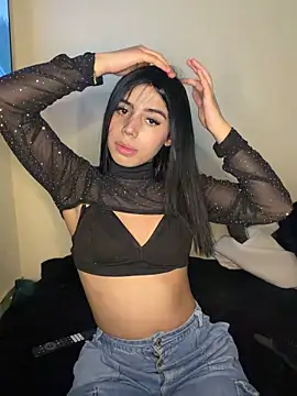 Laura-Khalifa online show from February 14, 5:53 am