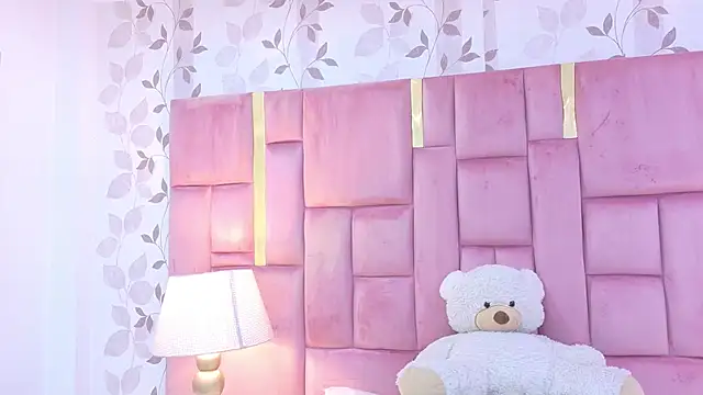 ArianaFranco online show from May 16, 8:08 pm