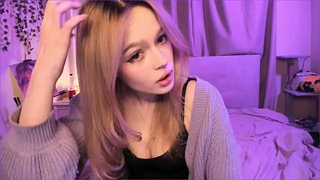 MiaRanki online show from February 15, 9:03 pm