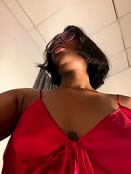 Snapshot of Black_girl3 chatting on October 20, 11:13 am Black girl3 online show from October 20, 11:13 am