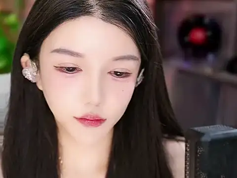 vv-77 online show from December 15, 8:14 pm