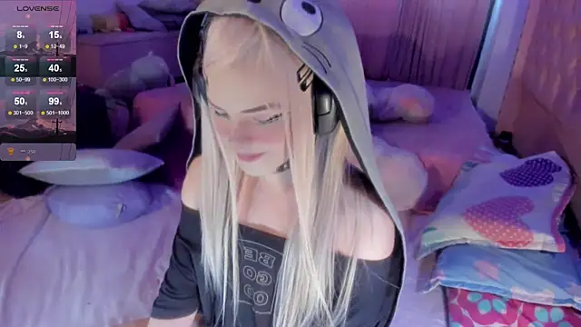 Angelica Reborn online show from March 6, 2:56 pm