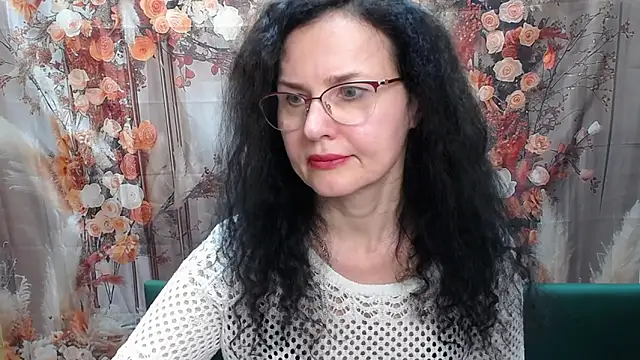 Miroslava Happi online show from April 11, 6:30 am