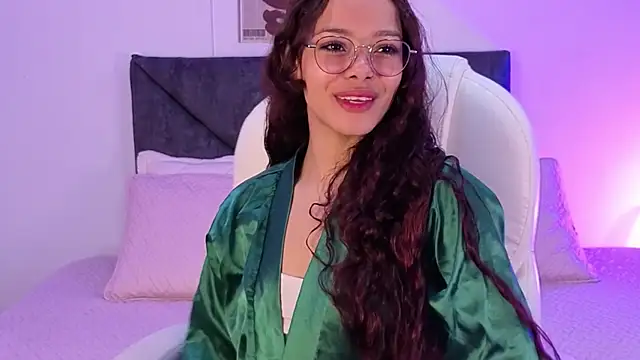 sara sharma  online show from September 23, 2:15 pm