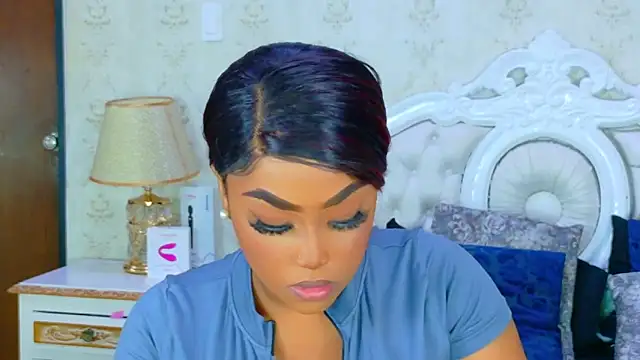 TianahGlow online show from October 31, 9:08 pm