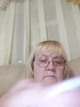 Violet5364 online show from December 2, 10:01 pm