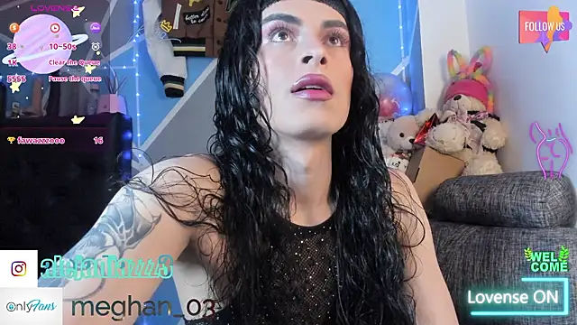 Meghan hott online show from February 3, 9:29 pm