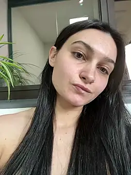 lunalovelee online show from February 12, 2:52 pm