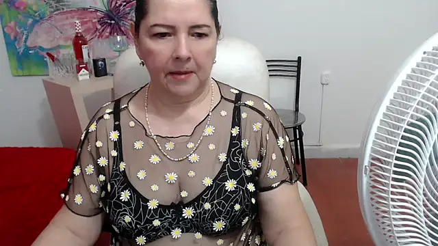leonela 69 online show from September 13, 3:36 am