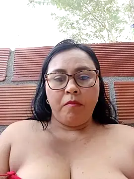 promiscuous-indecent-momm online show from September 18, 8:51 pm