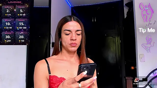 Dollcatalina online show from January 11, 4:45 pm