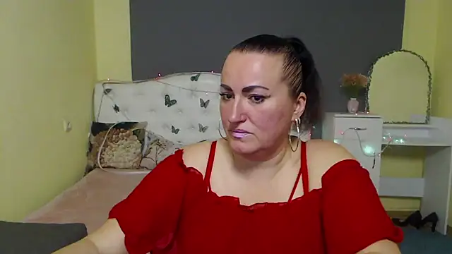 DianaMGG online show from April 22, 5:48 am