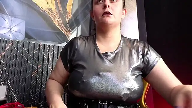 AmandaKovich online show from March 27, 7:25 pm