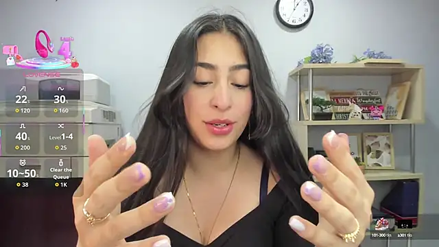 Snapshot of Katty_love01 chatting on September 13, 6:38 pm Katty love01 online show from September 13, 6:38 pm