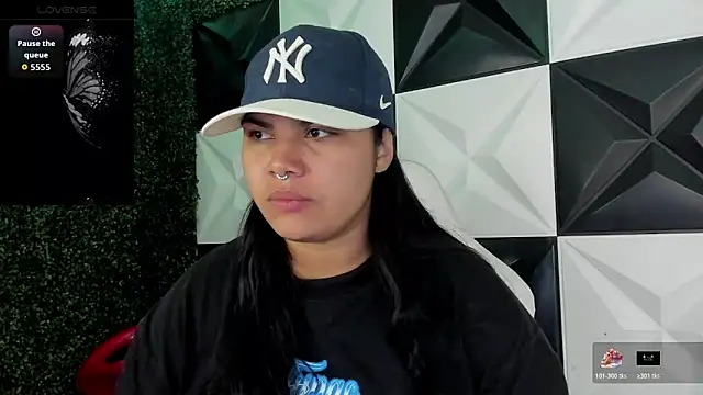 melany rouse18 online show from March 9, 9:18 pm