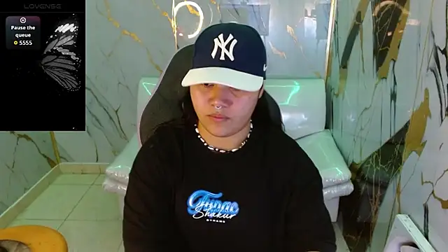 melany rouse18 online show from March 29, 3:33 pm