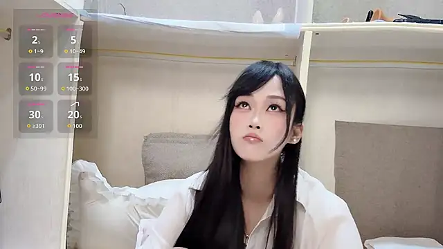 yueyue2003 online show from August 1, 12:18 pm