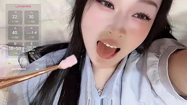 yueyue2003 online show from July 27, 12:35 pm