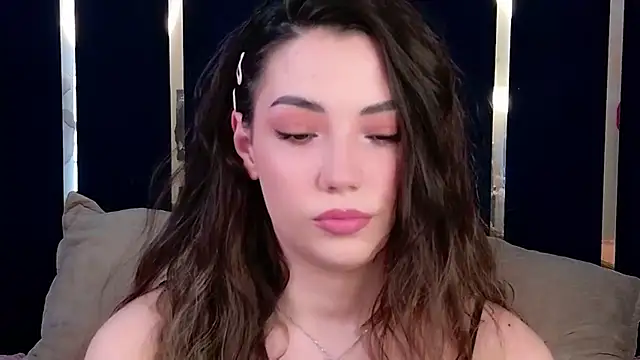 Alice Deleon online show from February 26, 11:31 am