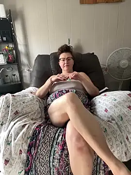 HTXBELLE online show from December 20, 8:24 pm