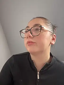 May Alisa online show from November 4, 10:09 am