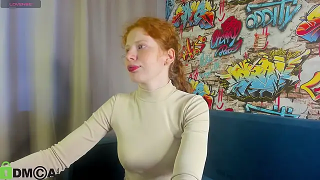 Sandra Wi1son online show from June 4, 1:33 am