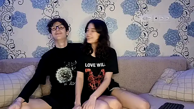 baby lesi online show from December 22, 6:44 pm