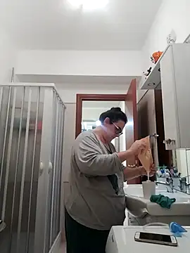 Dolcecurvy online show from November 16, 11:32 am