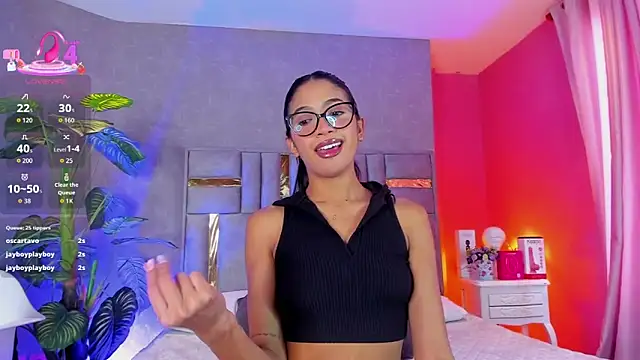 Tyla Ks online show from April 15, 7:58 pm