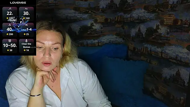 Snapshot of LadyLucky_ chatting on September 22, 2:10 am LadyLucky online show from September 22, 2:10 am