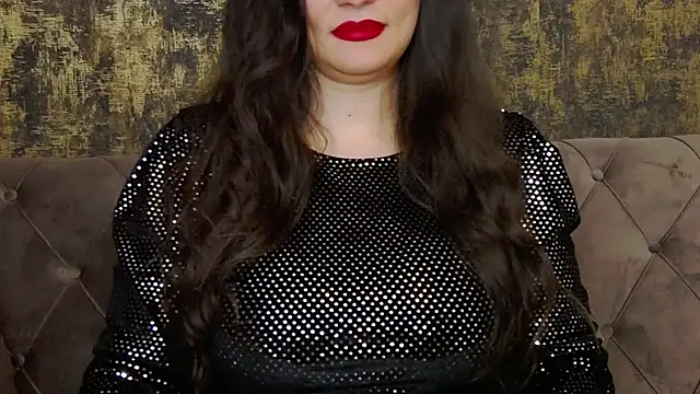 MistressAmberCrost online show from December 2, 6:26 am