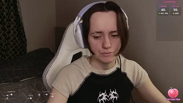 Luna Loveee online show from March 26, 4:14 am