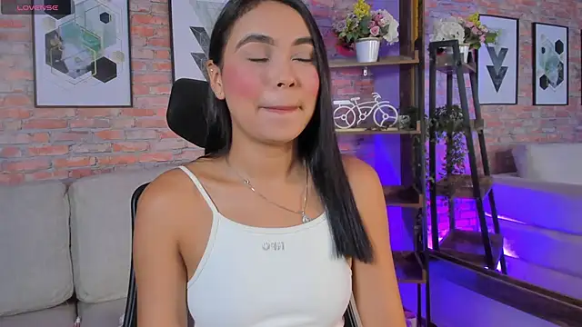 Lucia Brown  online show from October 25, 12:51 am