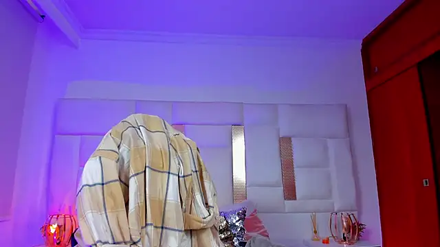 SteffyMontes online show from November 19, 2:06 pm