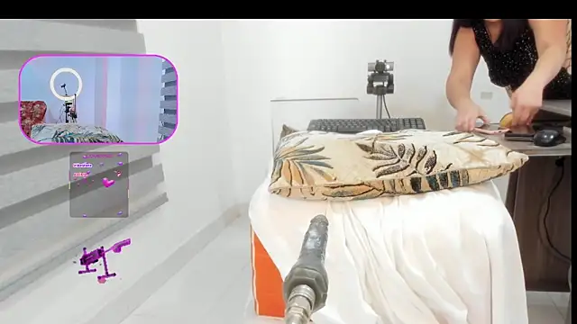 nymphonebula online show from April 5, 3:22 pm