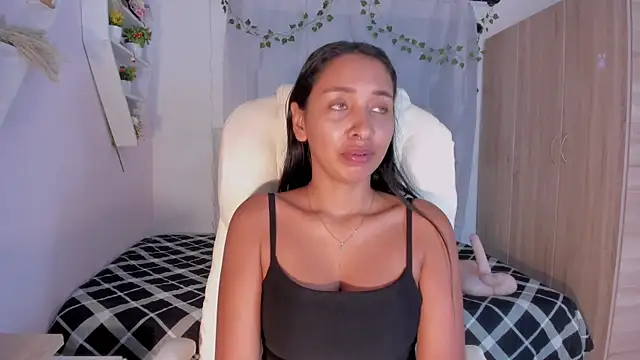 Emma lorense22 online show from December 1, 7:16 pm