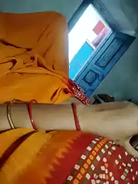 Rubiyaa77 online show from October 16, 7:11 am