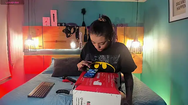 ChloeAllennn online show from November 12, 11:41 am